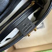 GG shoulder bag in Embossed leather - 3