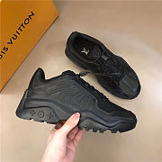 Louis Vuitton Sneakers 012 - 5