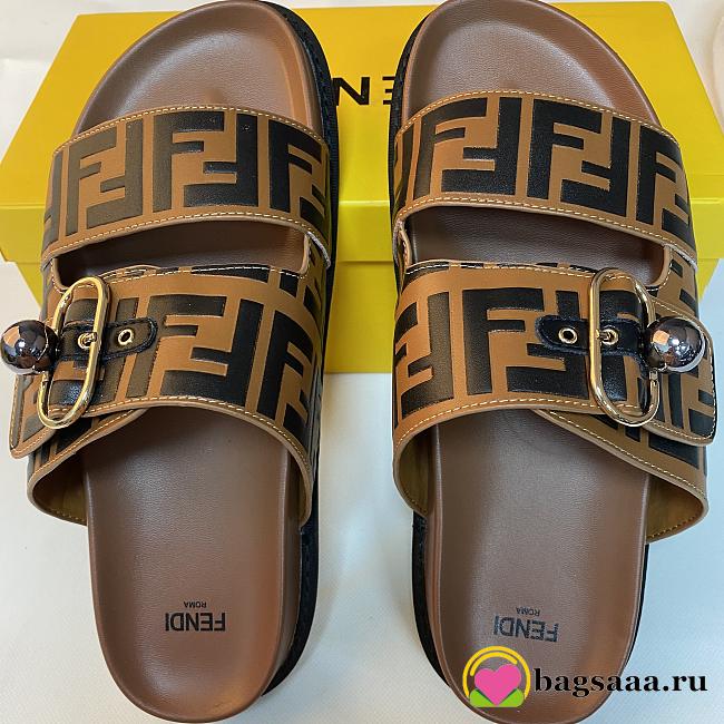 Fendi Slides On sale size 42 one pair - 1
