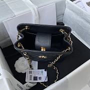 Chanel Shoulder bag black AS3716 - 6
