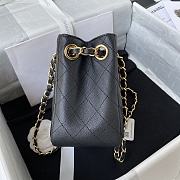 Chanel Shoulder bag black AS3716 - 5