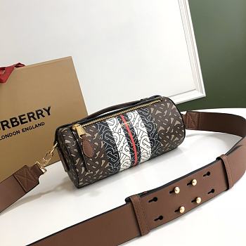 Burberry Shoulder Bag 480912