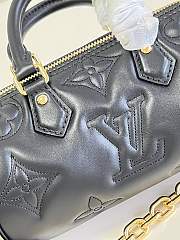 Louis Vuitton Papillon BB Handbag Black - 6