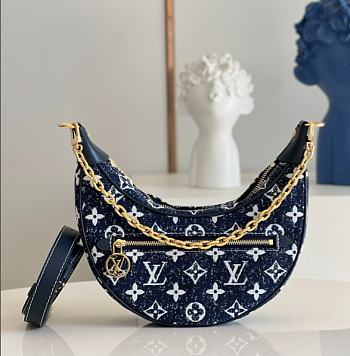 Louis Vuitton Loop bag 23cm M81166