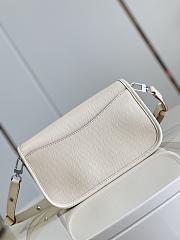 Louis Vuitton Buci Handbag 24.5cm M59386 - 6