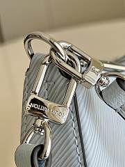 Louis Vuitton MARELLE Bag M80688 - 4