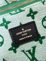 Louis Vuitton Onthego Handbag 25cm - 4