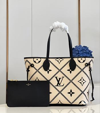 Louis Vuitton Neverfull Bag M46040