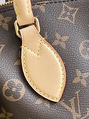 Louis Vuitton Boetie Zipped Tote Bag M45986 - 6