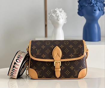 Louis Vuitton Diane Bag M45985