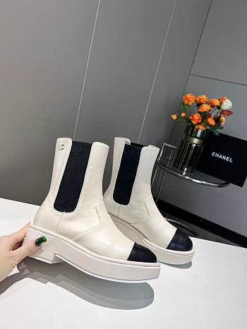 Chanel Boots White A1001330 