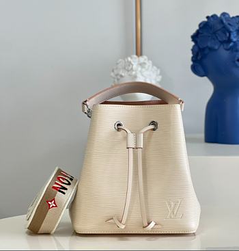 Louis Vuitton Neonoe Bag M53610 
