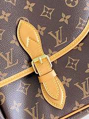 Louis Vuitton Monogram Crossbody Bag M51273 - 3