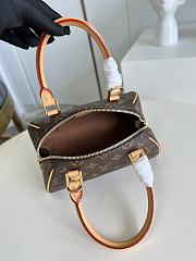 Louis Vuitton Handle Bag M50202 - 4
