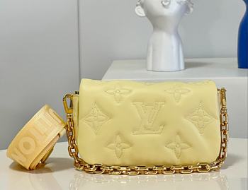 LV WALLET ON STRAP YELLOW M81400