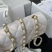 Chanel Classic Flap Bag A01116 20CM - 6