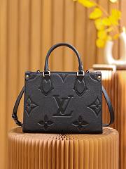 Bagsaaa Louis Vuitton M45653 OnTheGo PM Tote Bag Black - 25 x 19 x 11.5 cm - 1