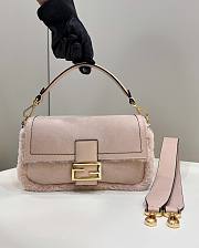 Fendi Baguette Pink fabric bag - 1