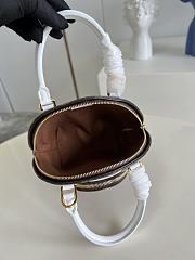 Louis Vuitton Nicolas Ghesquiere Handle Bag M20752 - 4