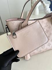 Louis Vuitton Hina PM Mahina Leather Pink M54353 - 5