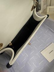 Chanel Flap Bag AS2496 22cm - 4