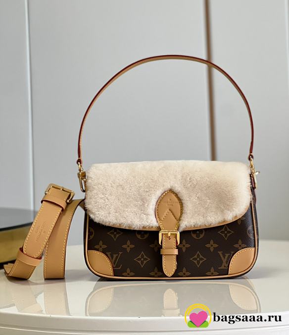 Louis Vuitton Diane Bag M46317  - 1