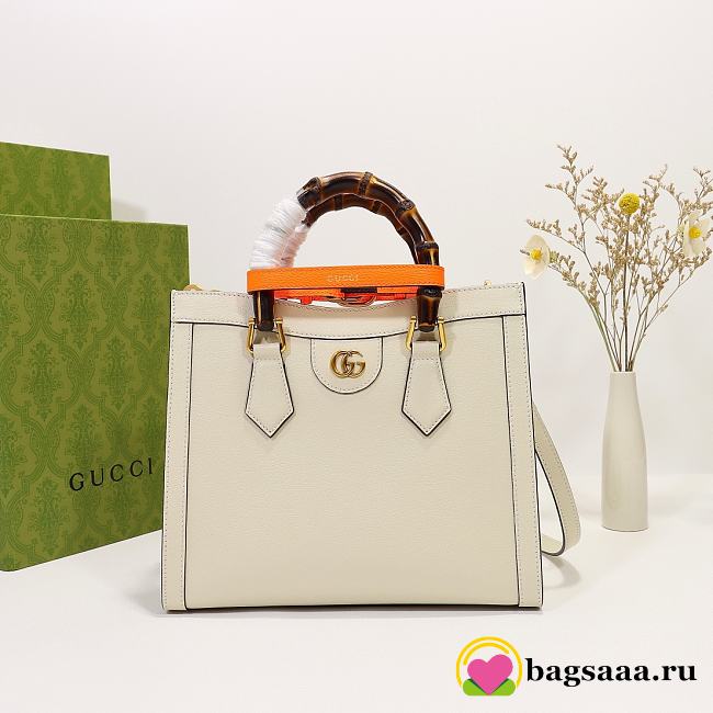 Gucci Diana Top Small HandBags 27cm White - 1