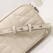 Gucci Marmont Mini Shoulder Bag White 18CM  - 3
