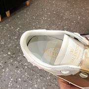 Valentino Sneaker Gold  - 2