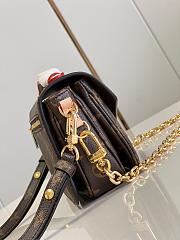 Louis Vuitton Pochette Shoulder Bag M46279 - 6