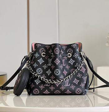 Louis Vuitton Bella Bag M21096