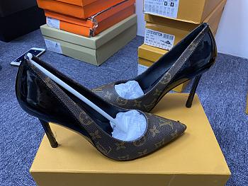 Louis Vuitton Heels Eure 40 (no discount)