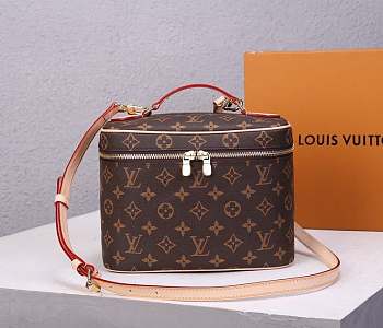 Louis Vuitton Nice BB Cosmetic bag M42265
