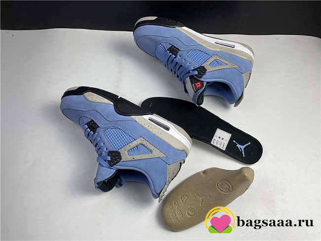 AJ4 US 9.5 (no discount) - 1