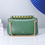 Valentino Garavani Stud Sign Bag Green - 3