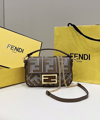 Fendi Baguette Crossbody Bag Mini 19cm
