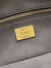 Fendi  Iconic Baguette Crossbody Bag 27cm  - 5