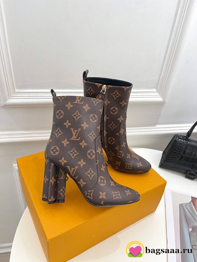 Louis Vuitton Boots Heel 9.5CM Monogram - 1