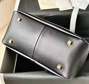 Givenchy G-Hobo Shoulder Bag Black 31cm - 5