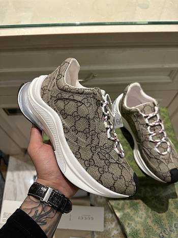 Gucci Run Sneakers 02