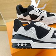 Louis Vuitton Trainer Sneakers Black White - 3