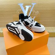 Louis Vuitton Trainer Sneakers Black White - 2