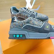 Louis Vuitton Trainer Sneakers Grey - 3