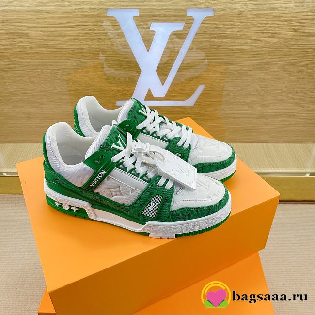 Louis Vuitton Trainer Sneakers Green 02 - 1