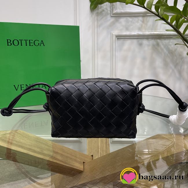 Bottega Veneta Loop Bag Black - 1