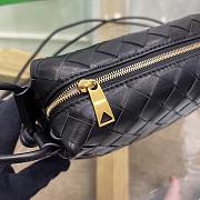 Bottega Veneta Loop Bag Black - 3