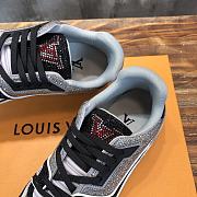 Louis Vuitton Sneaker Black Grey Crystal - 2