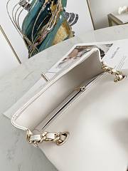 Bagsaaa Chanel Charm Flap Bag White - 20cm - 5