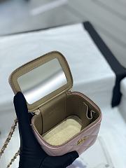 	 Bagsaaa Chanel Vanity Mirror Plain Lambskin Leather Pink - 8.5-11-7cm - 5