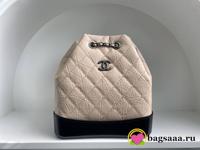 	 Bagsaaa CHANEL BEIGE QUILTED AGED CALFSKIN SMALL GABRIELLE BACKPACK - 26x25x11cm - 1